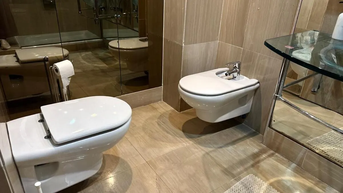 Exclusive 2 Bedroom Apartment Εστεπόνα Ισπανία